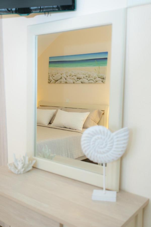 Tropical Apartments Parga Luaran gambar